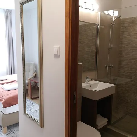 Laguna Panzio 3*