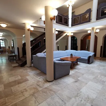 Laguna Panzio Bed & Breakfast Gardony