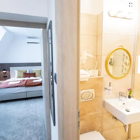 Laguna Panzio 3* 加尔多尼